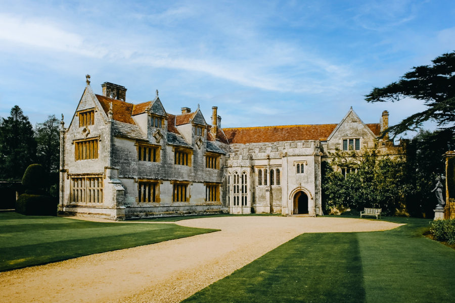 Athelhampton House wedding setting – Tudor-style manor in Dorset